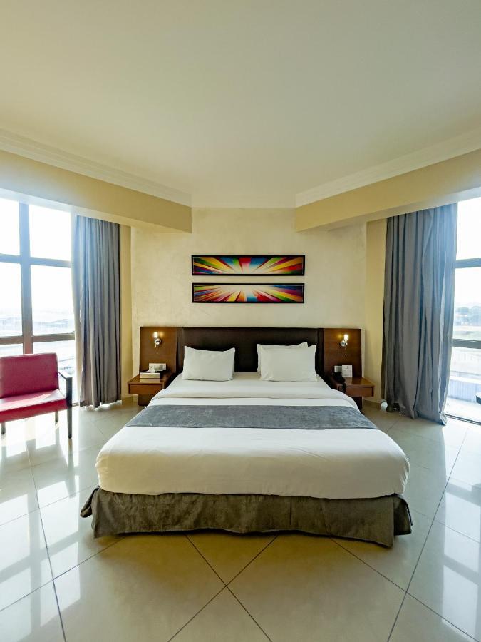 The Avenue Suites Лаґос Екстер'єр фото